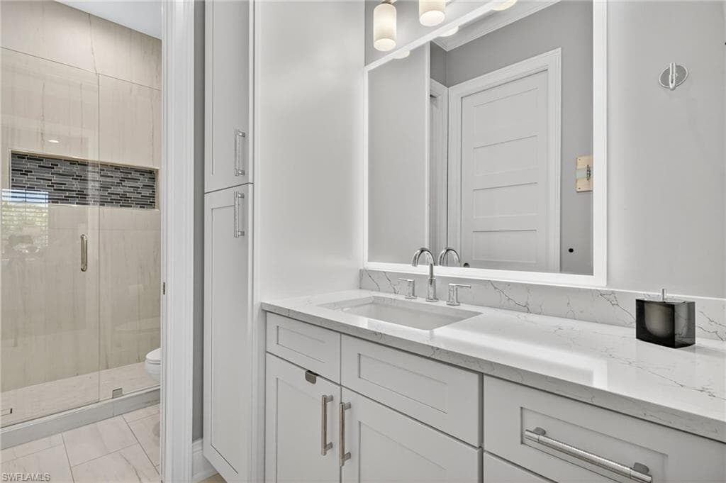 6040 Lucaya Way, Naples, FL 34113-23