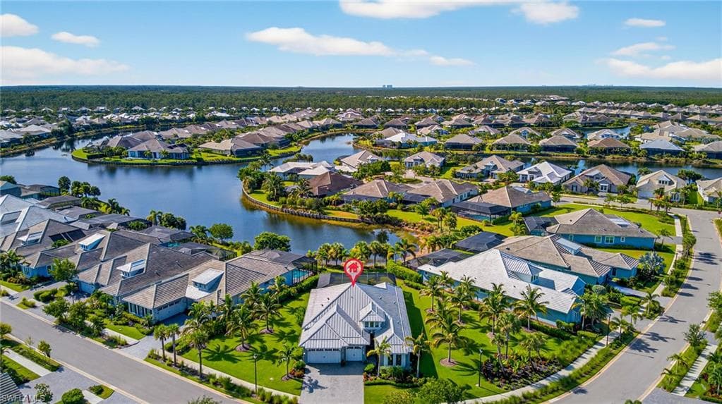 6040 Lucaya Way, Naples, FL 34113-3