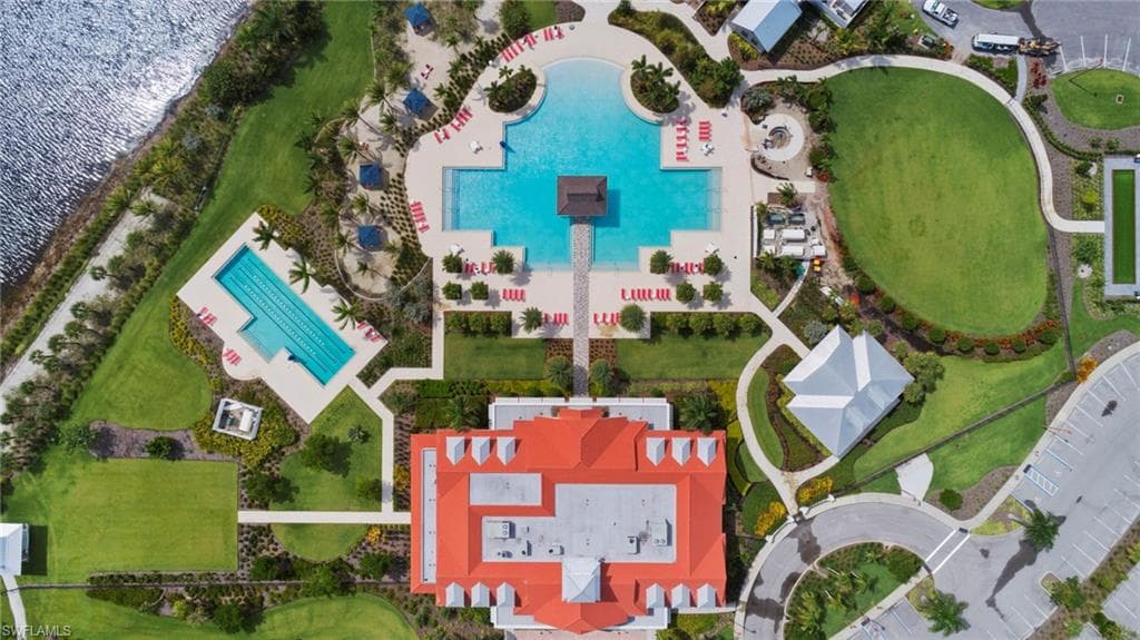 6040 Lucaya Way, Naples, FL 34113-40