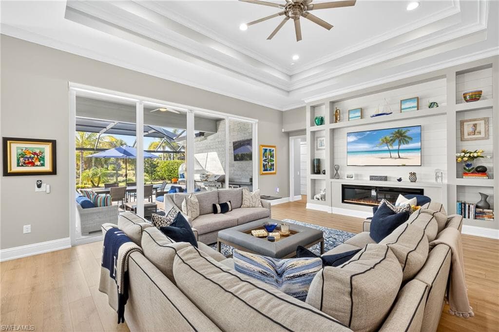 6040 Lucaya Way, Naples, FL 34113-7