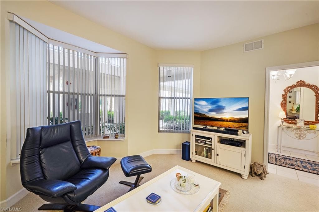 300 Wyndemere Way C104, Naples, FL 34105-17