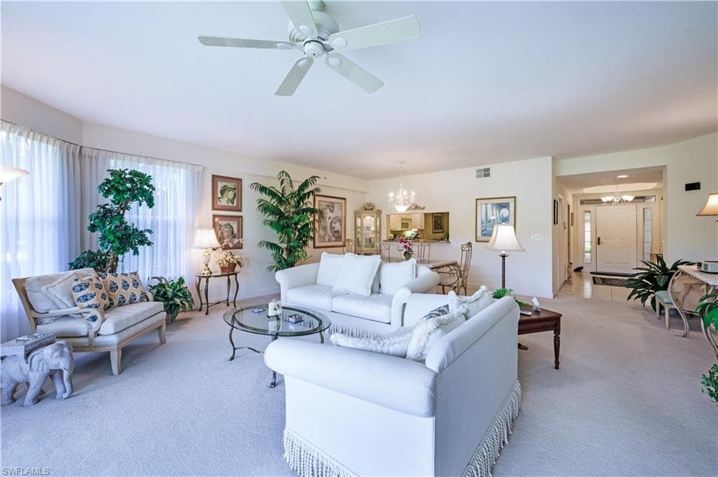 300 Wyndemere Way C104, Naples, FL 34105-7