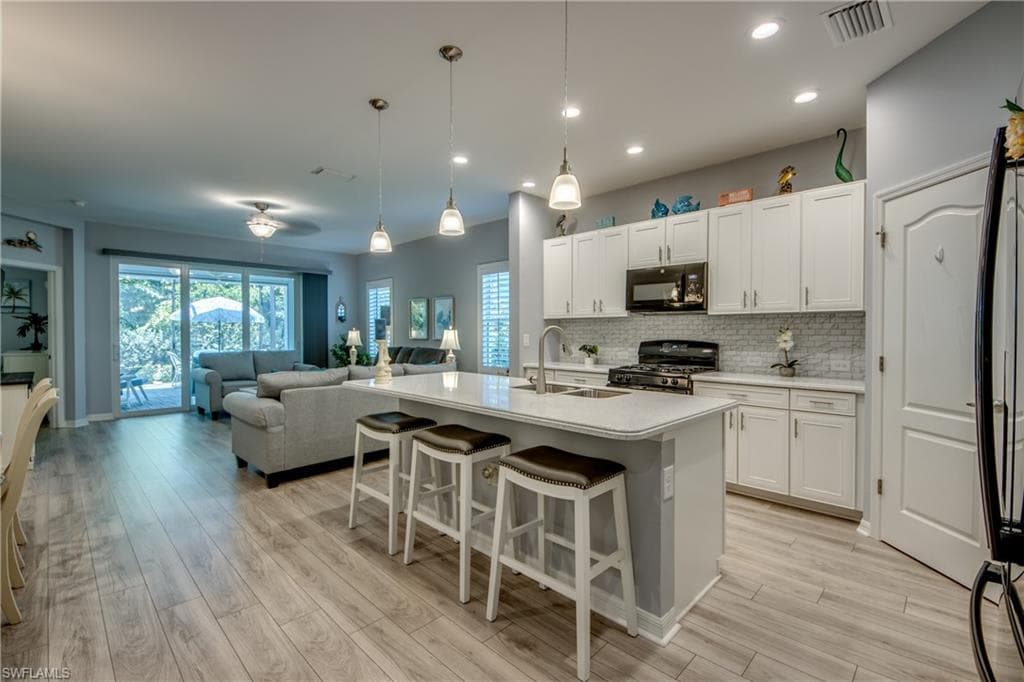 11727 Solano Dr, Fort Myers, FL 33966-12