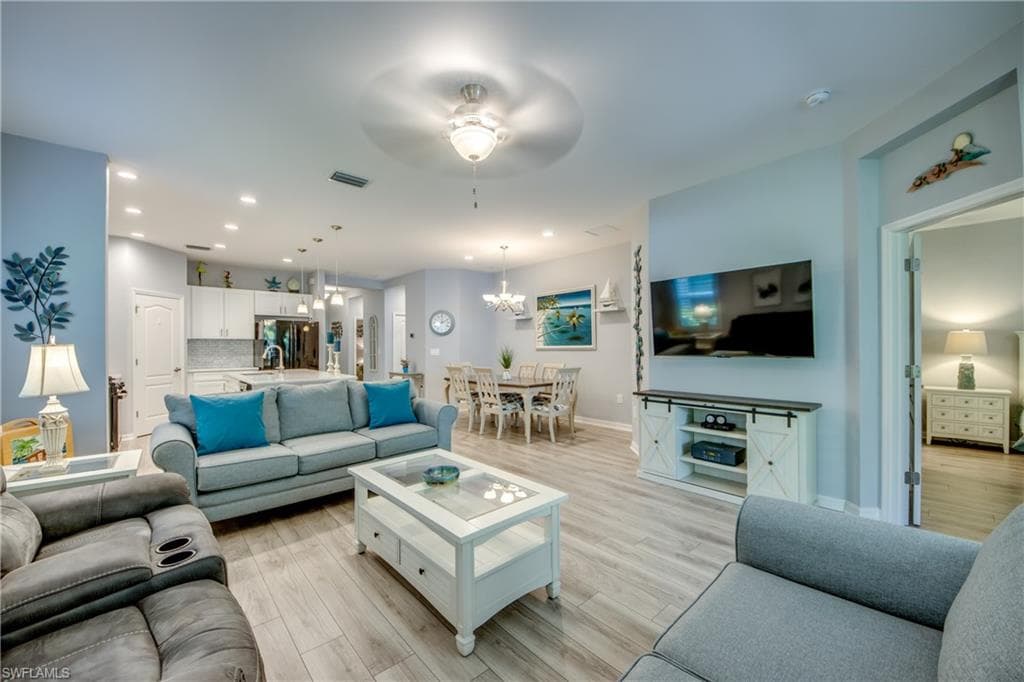 11727 Solano Dr, Fort Myers, FL 33966-27