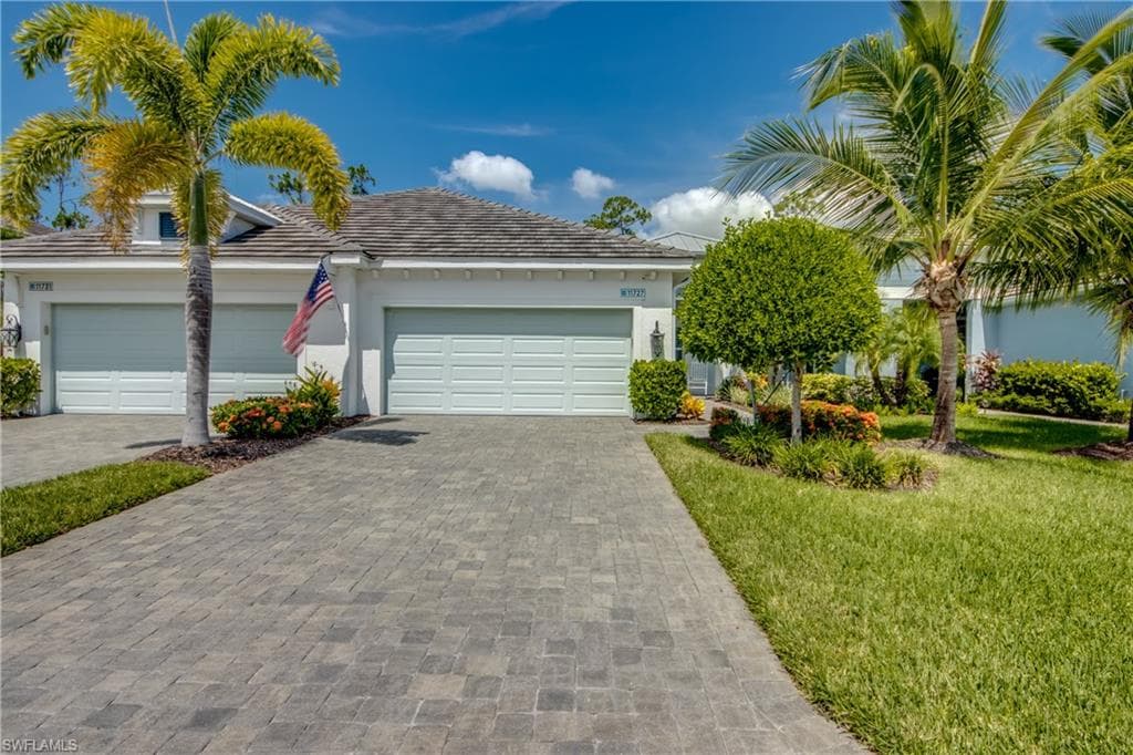 11727 Solano Dr, Fort Myers, FL 33966-4