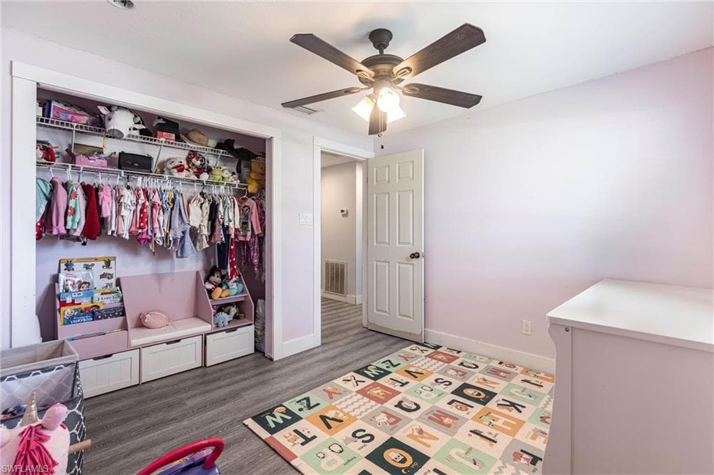 2345 Outrigger Ln, Naples, FL 34104-21