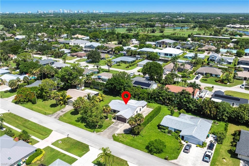2345 Outrigger Ln, Naples, FL 34104-35