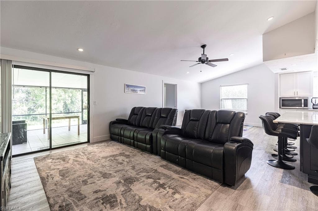 2345 Outrigger Ln, Naples, FL 34104-6
