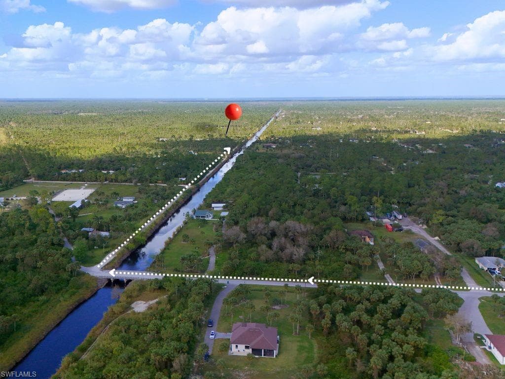 2400 Woodland Estates Rd, Naples, FL 34117-3