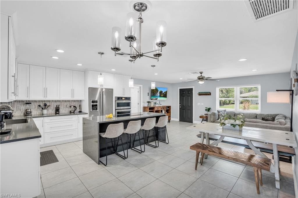 130 Mentor Dr, Naples, FL 34110-10