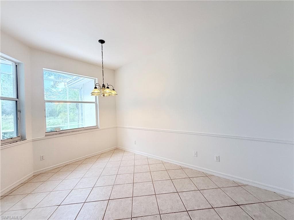 8731 Naples Heritage Dr D30, Naples, FL 34112-11