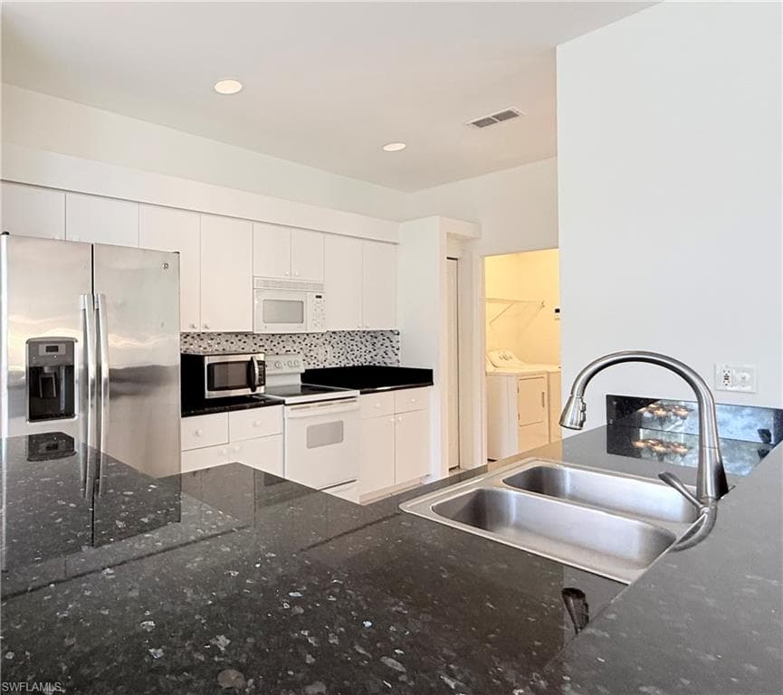 8731 Naples Heritage Dr D30, Naples, FL 34112-7