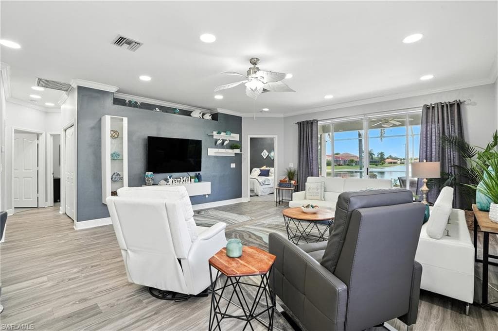 11317 Lakeland Cir, Fort Myers, FL 33913-14