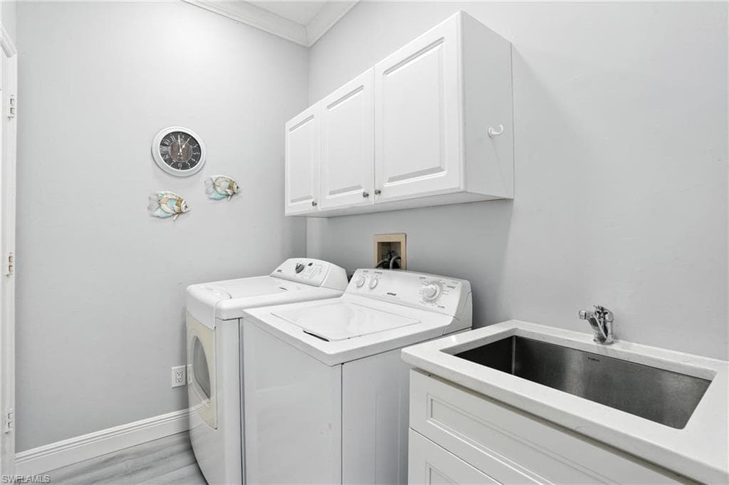 11317 Lakeland Cir, Fort Myers, FL 33913-23