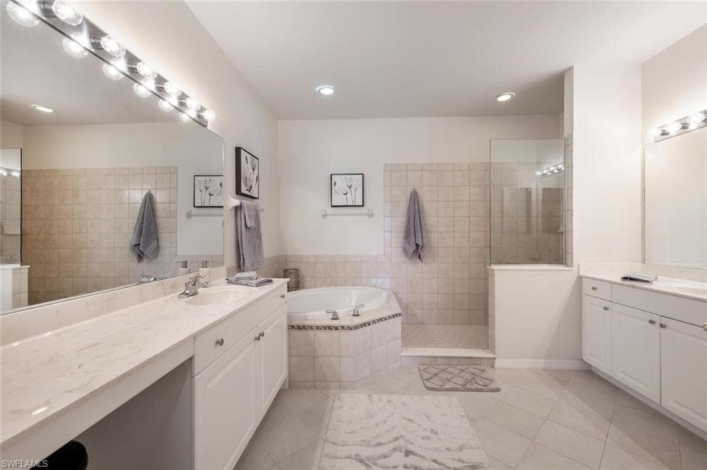 4610 Winged Foot Way 203, Naples, FL 34112-24