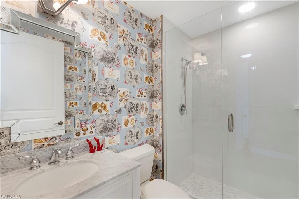 700 La Peninsula Blvd 404, Naples, FL 34113-25