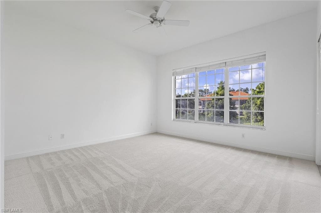 1319 Egrets Lndg 204, Naples, FL 34108-14