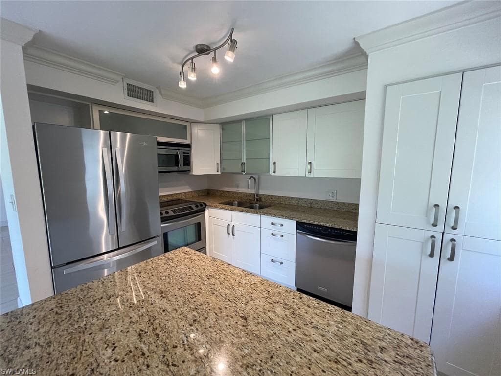 1400 Pompei Ln 77, Naples, FL 34103-6