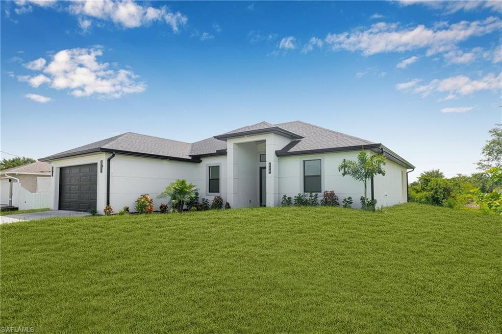 529 Kilgour Ave S, Lehigh Acres, FL 33974-8