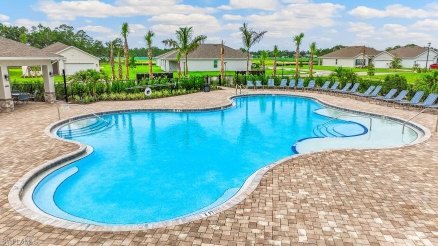 1186 Brooklands Dr, Fort Myers, FL 33905-15