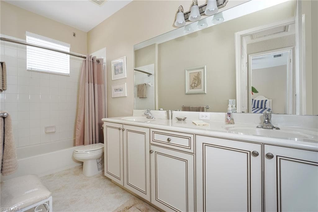 6840 Del Mar Ter, Naples, FL 34105-31
