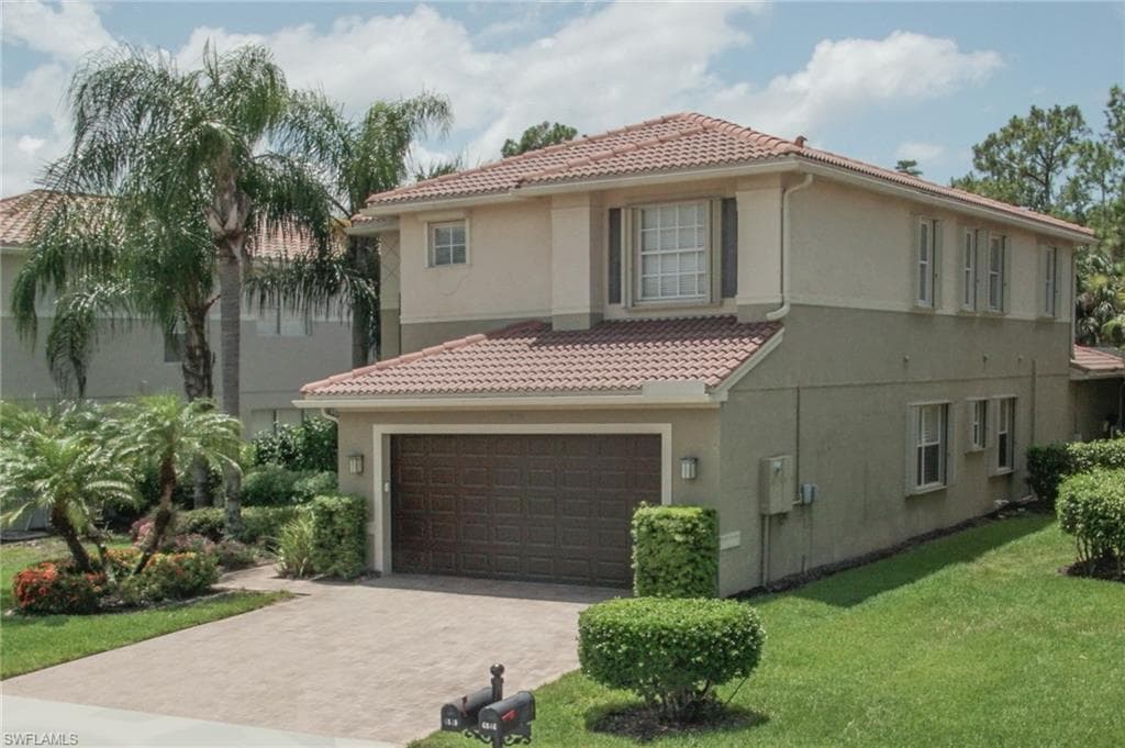 6840 Del Mar Ter, Naples, FL 34105-5