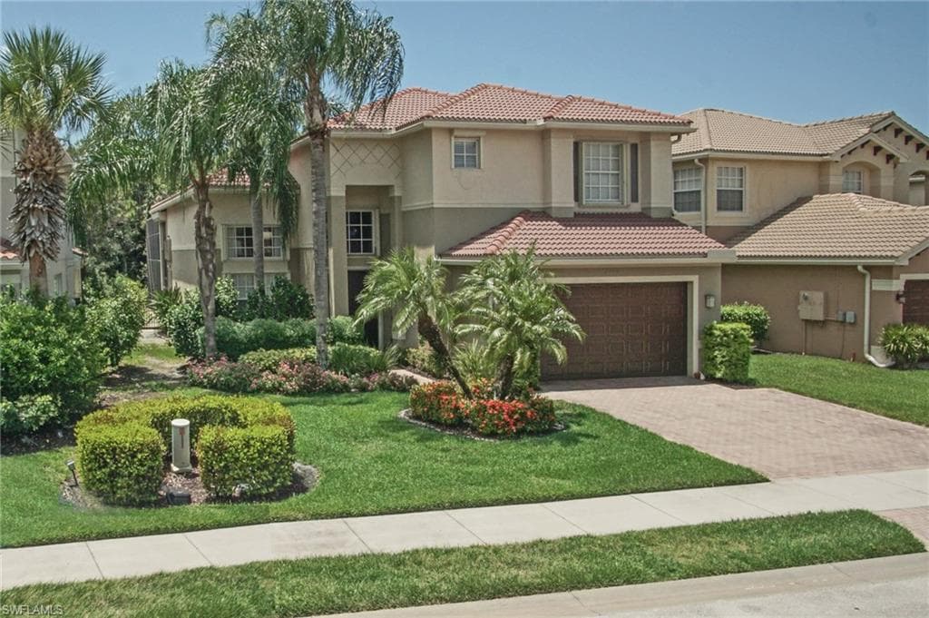 6840 Del Mar Ter, Naples, FL 34105-6