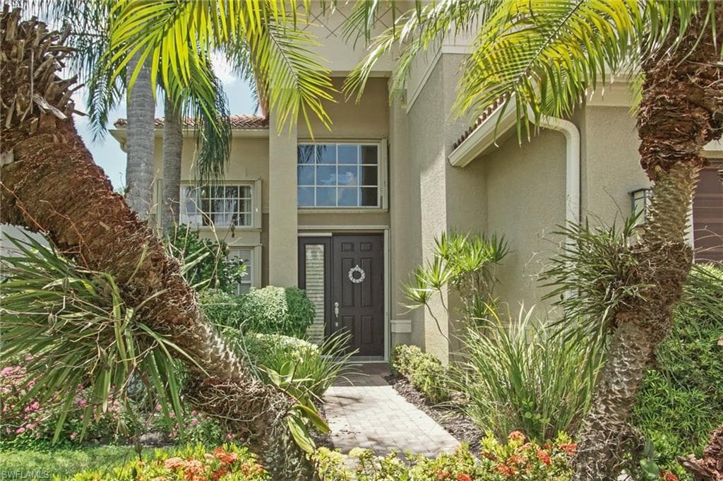 6840 Del Mar Ter, Naples, FL 34105-7