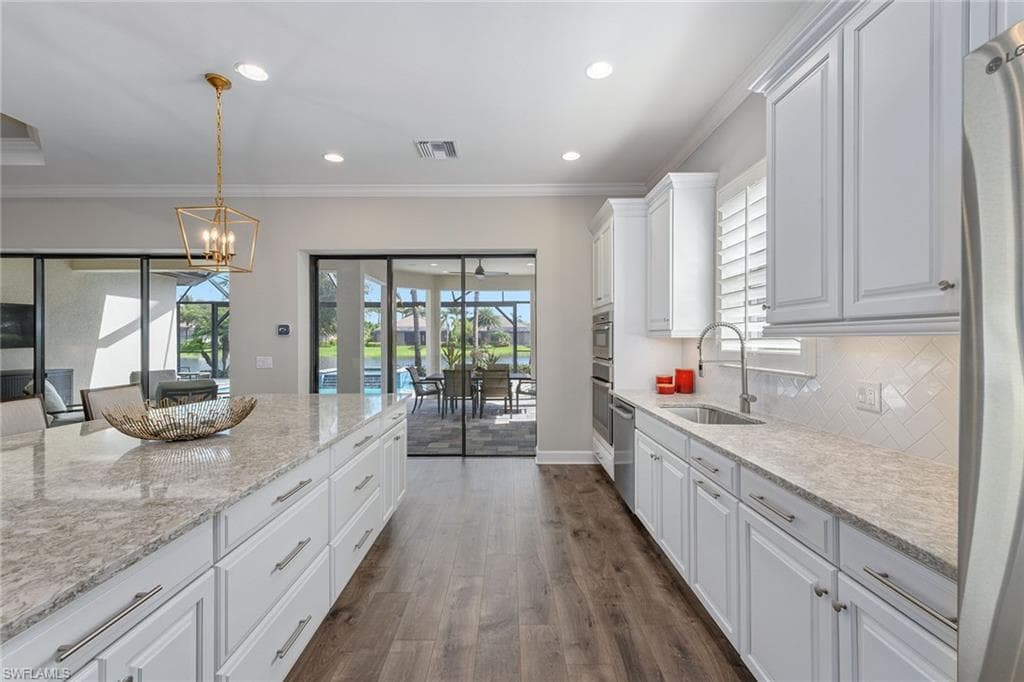 3317 Belon Ln, Naples, FL 34114-10