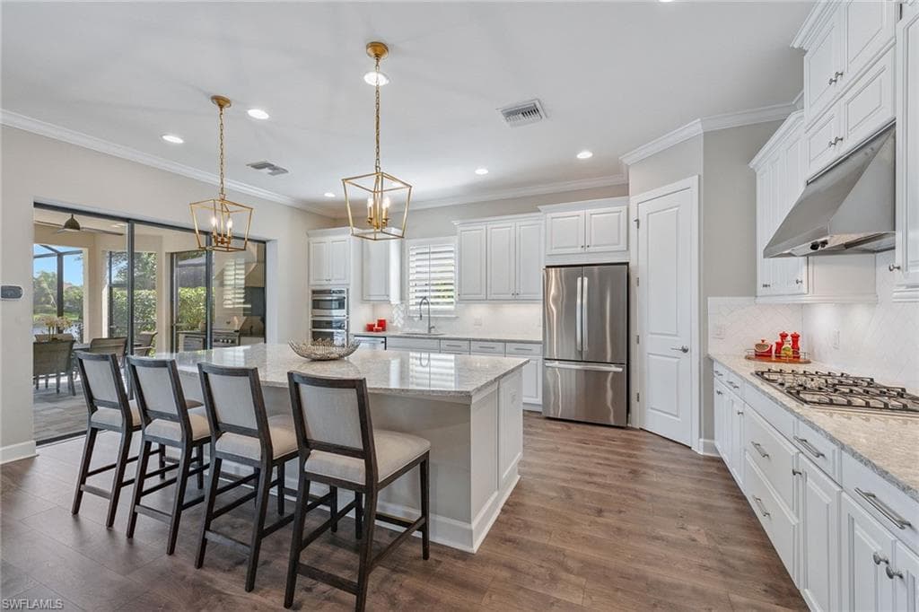 3317 Belon Ln, Naples, FL 34114-11