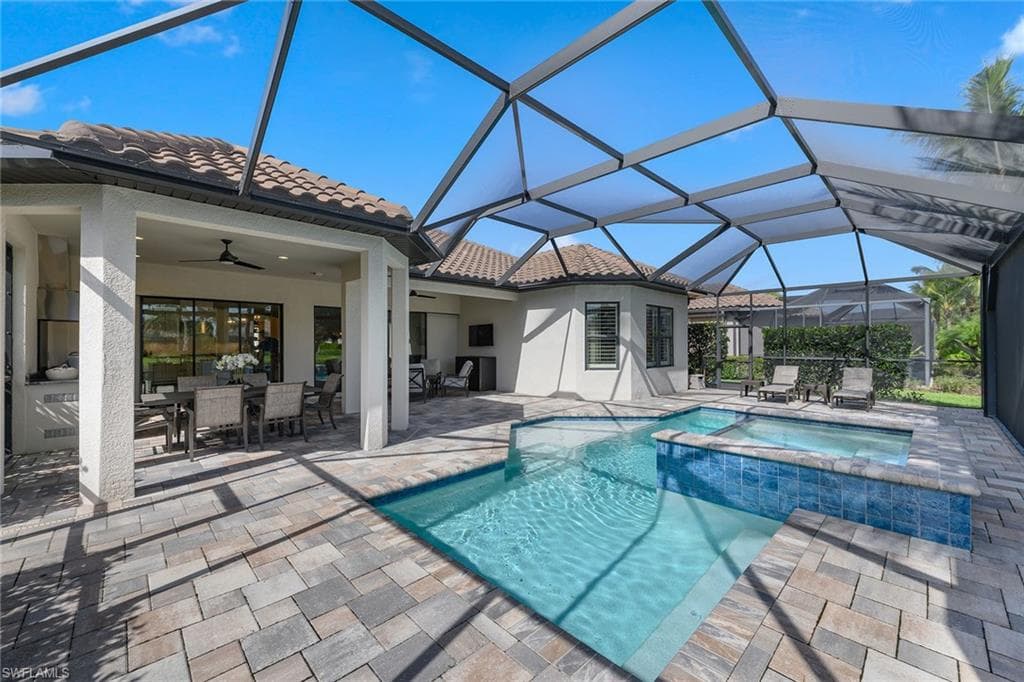 3317 Belon Ln, Naples, FL 34114-29