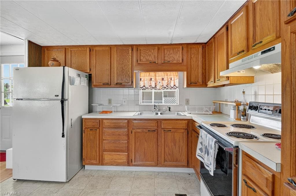 101 Rookery Rd, Naples, FL 34114-19