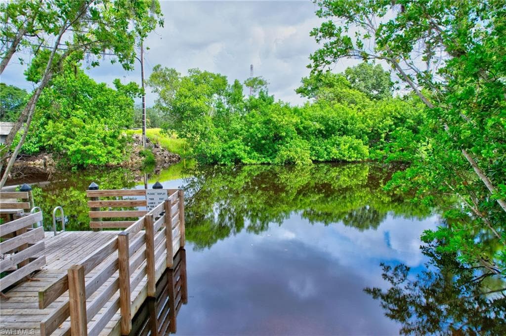 101 Rookery Rd, Naples, FL 34114-46