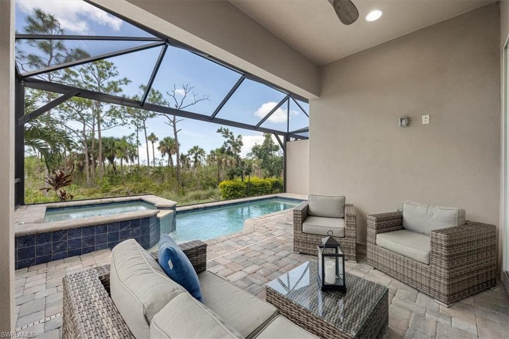 6419 Negril Isle Dr, Naples, FL 34113-22