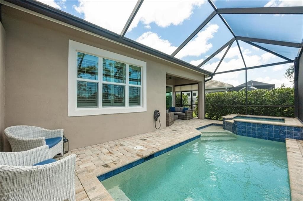 6419 Negril Isle Dr, Naples, FL 34113-25