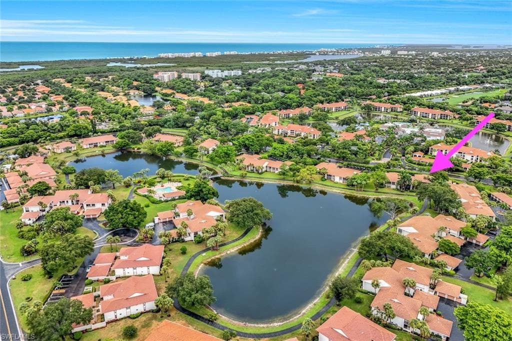 576 Retreat Dr 201, Naples, FL 34110-8