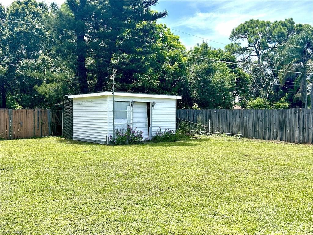 328 Tranquilla Ave, Port St. Lucie, FL 34983-38