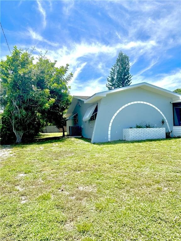 328 Tranquilla Ave, Port St. Lucie, FL 34983-44