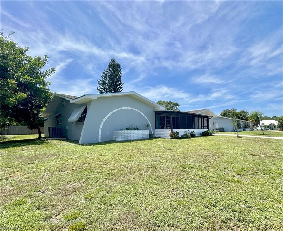 328 Tranquilla Ave, Port St. Lucie, FL 34983-45