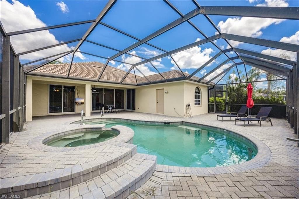 4382 Pomarine Ct, Naples, FL 34119-13