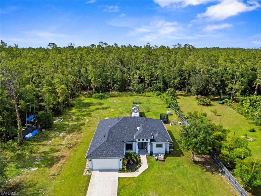 4773 8th Ave SE, Naples, FL 34117-15