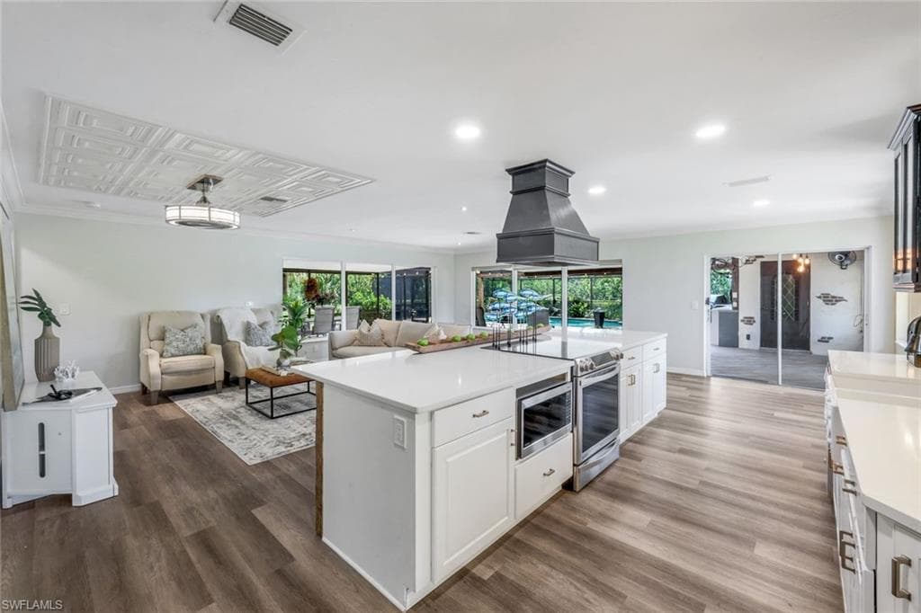 12305 Avida Ln, Bonita Springs, FL 34135-10