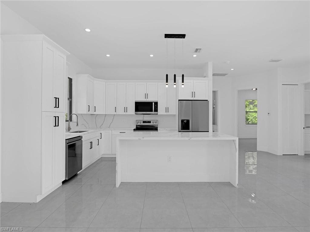 3611 34th St SW, Lehigh Acres, FL 33976-11