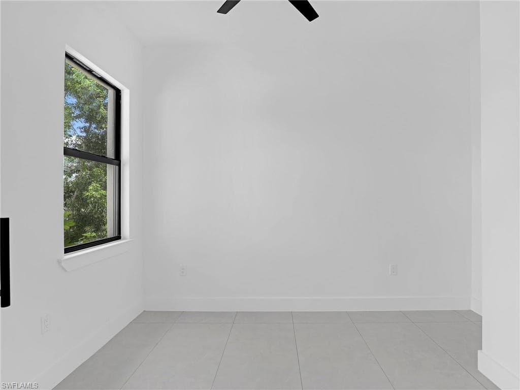 3611 34th St SW, Lehigh Acres, FL 33976-20