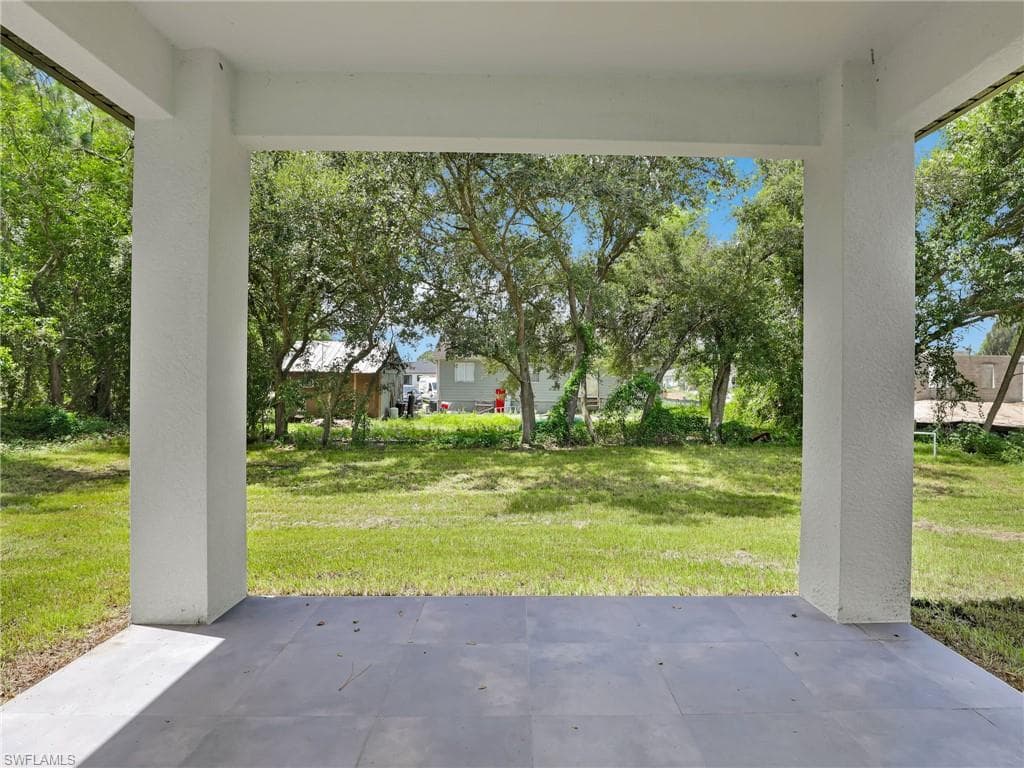 3611 34th St SW, Lehigh Acres, FL 33976-27