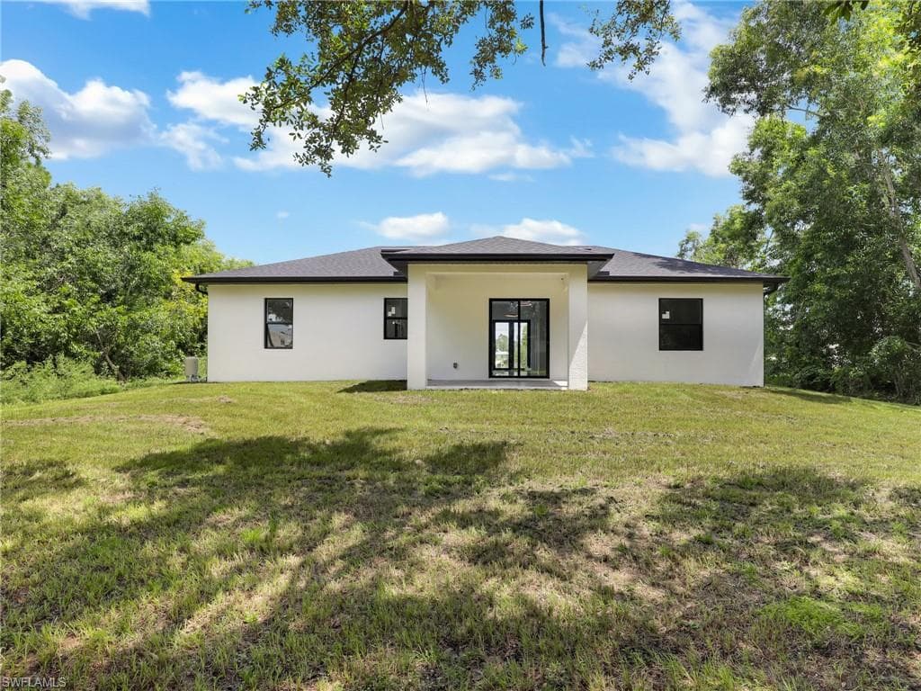 3611 34th St SW, Lehigh Acres, FL 33976-30