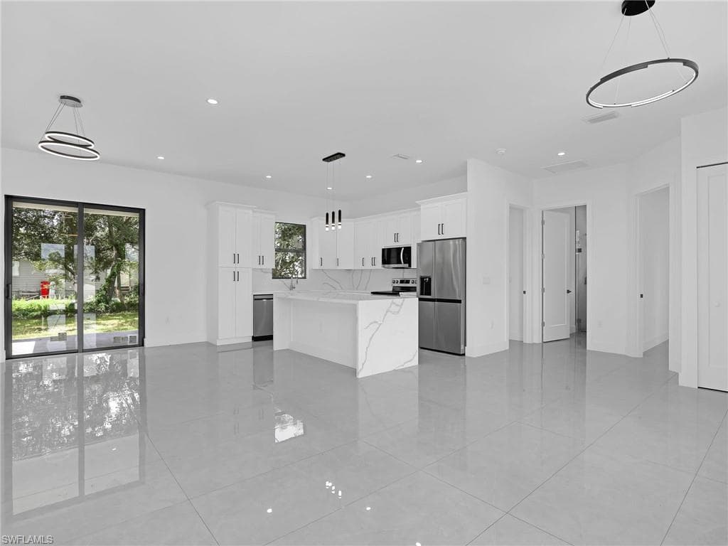 3611 34th St SW, Lehigh Acres, FL 33976-7