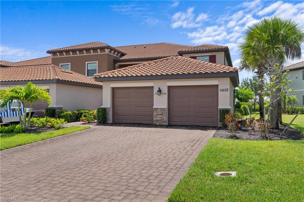 9402 Pocida Ct 204, Other, FL 34119-31