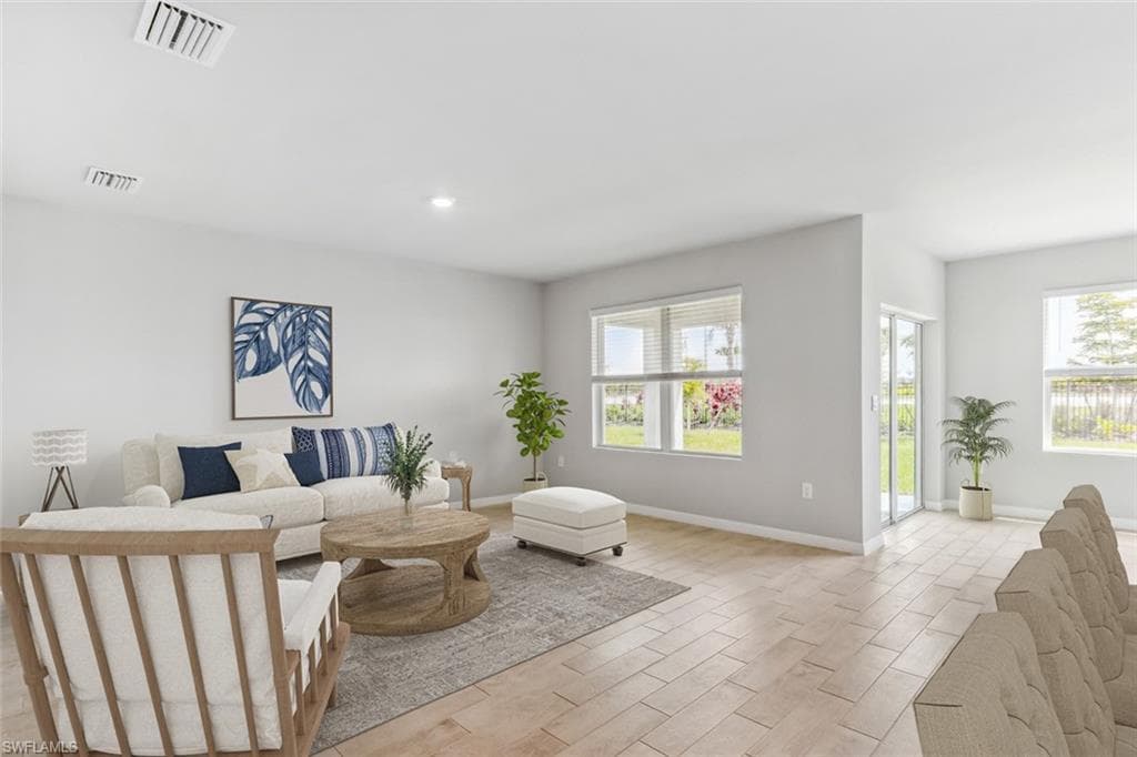4086 Peaceful River Ln, Fort Myers, FL 33905-5