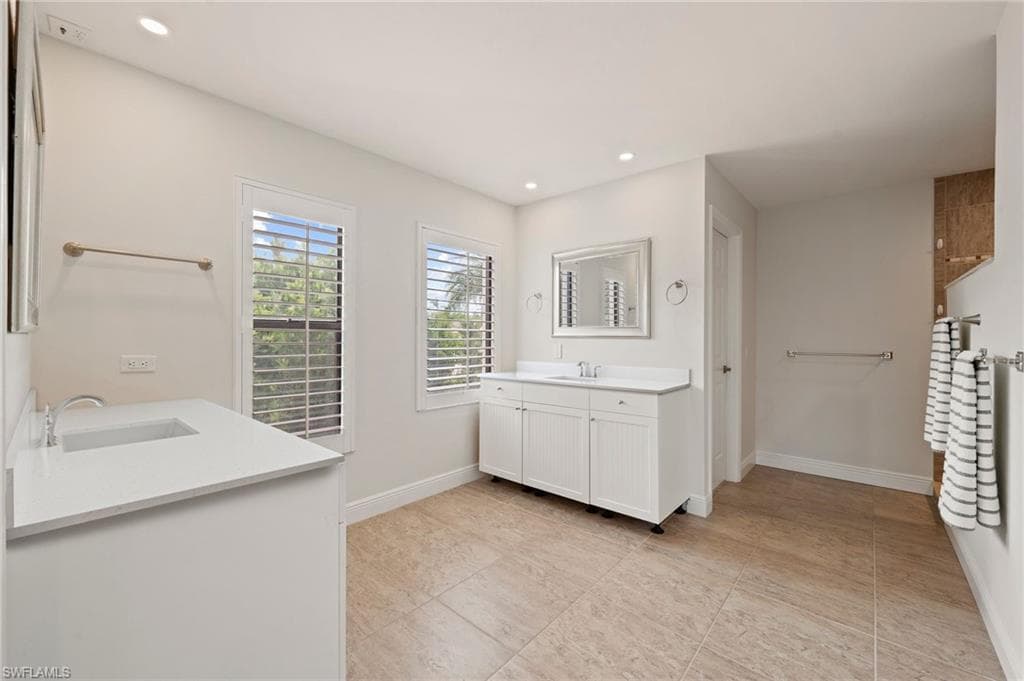 1203 Foxfire Ln, Naples, FL 34104-12